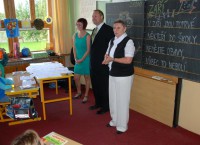 /album/a2-zari-2013-poprve-do-skoly/prvni-skolni-den-2-jpg/